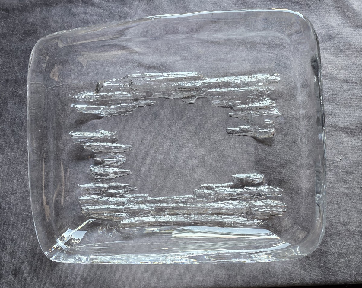 Crystal Catchall Bowl, Daum, France. Circa 1970