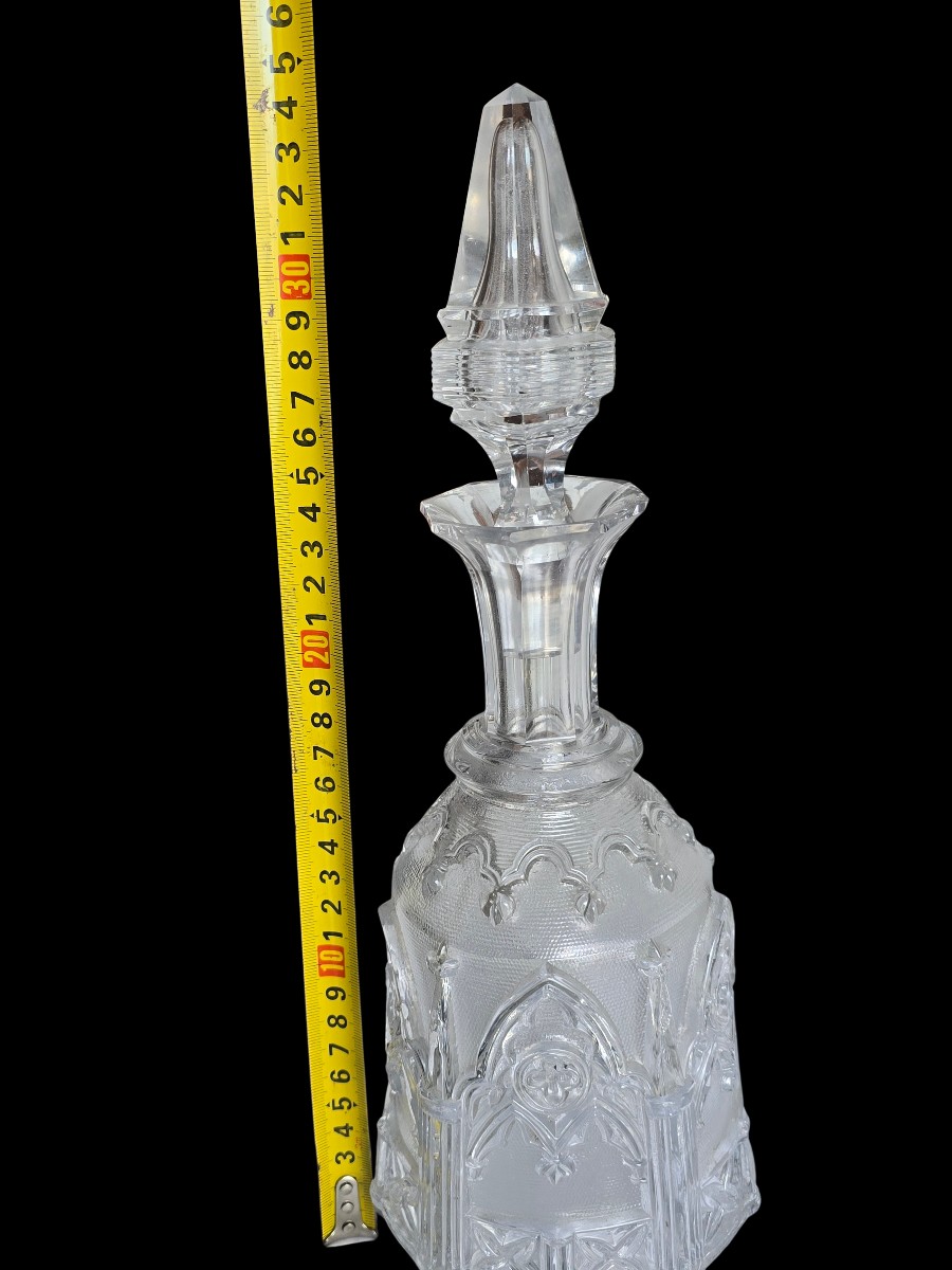 Antique Embossed Glass Bottle In The Neo-gothic Style-photo-3
