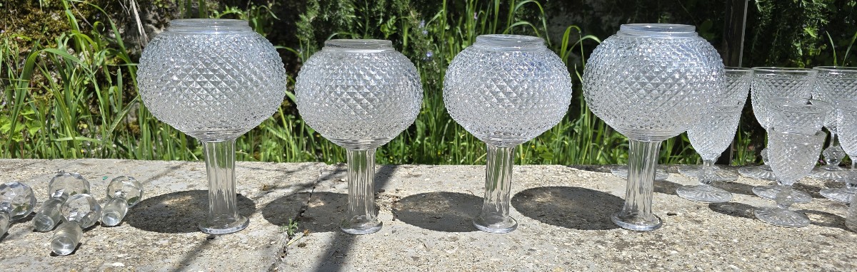  Reunion quatre carafes cristal Baccarat anciennes Baccarat mod. pointes de diamants-photo-3