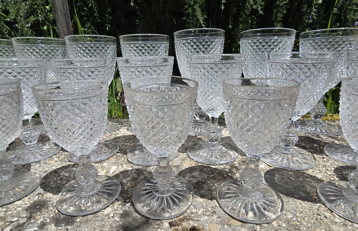Set Of Antique Baccarat Crystal Glasses, Diamond‑point Pattern, Comprising 26 Pieces-photo-4