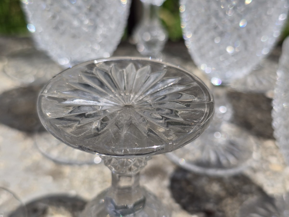 Set Of Antique Baccarat Crystal Glasses, Diamond‑point Pattern, Comprising 26 Pieces-photo-3
