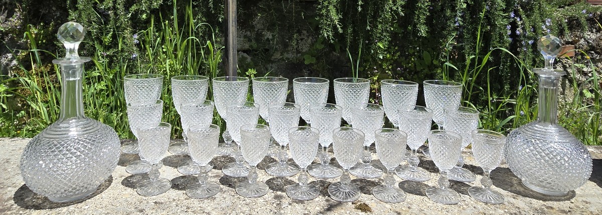 Set Of Antique Baccarat Crystal Glasses, Diamond‑point Pattern, Comprising 26 Pieces