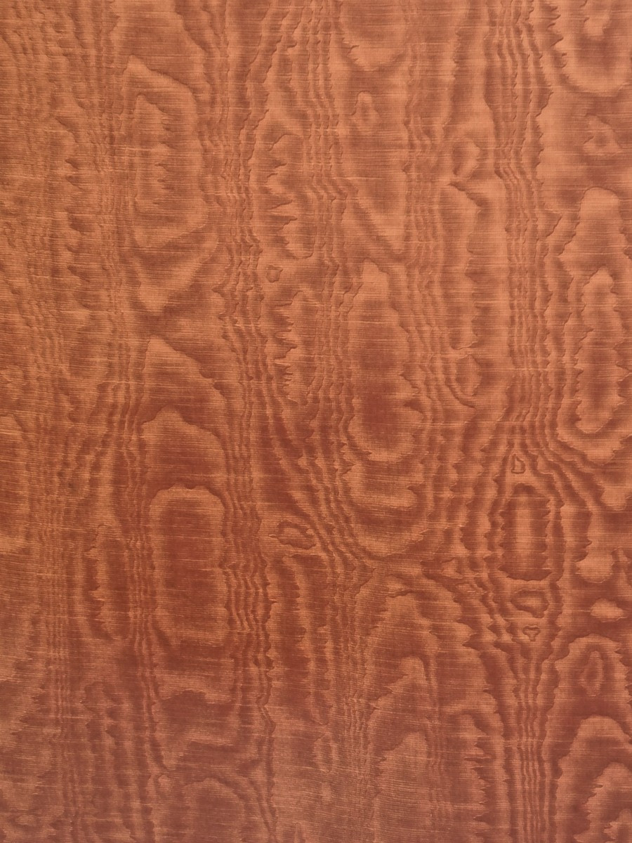 Rouleau de tissu d'ameublement 450 cms  velours  effet moiré circa 1960