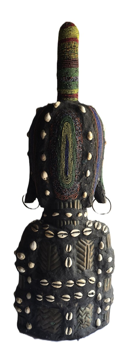 Vieille sculpture  en bois figure féminine africaine Bamileke-photo-1