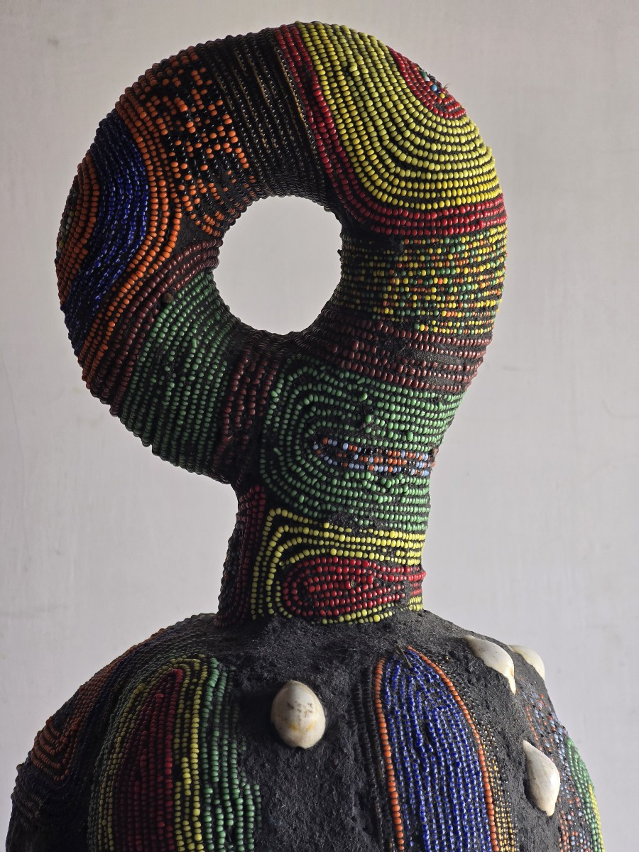 Vieille sculpture  en bois figure féminine africaine Bamileke-photo-7