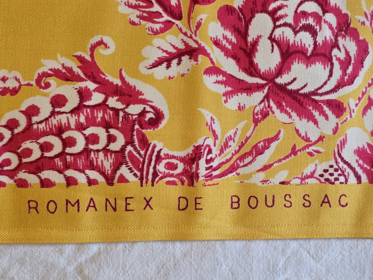 important métrage  de tissu d'ameublement "Choiseul"  de Romanex de Boussac en style Louis XVI -photo-3