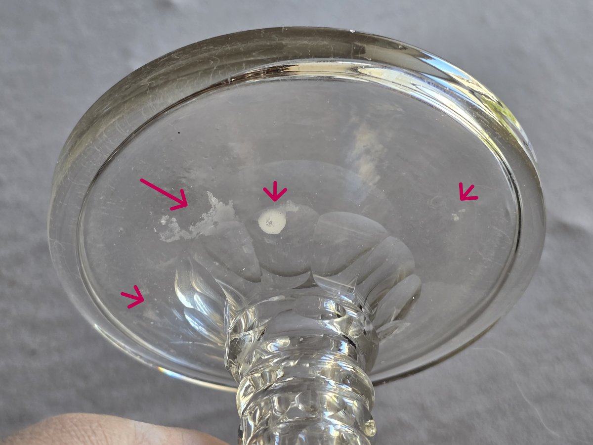 Ancienne coupe sur pied en cristal soufflé et taillé, fin XIXᵉ – début XXᵉ siècle-photo-7