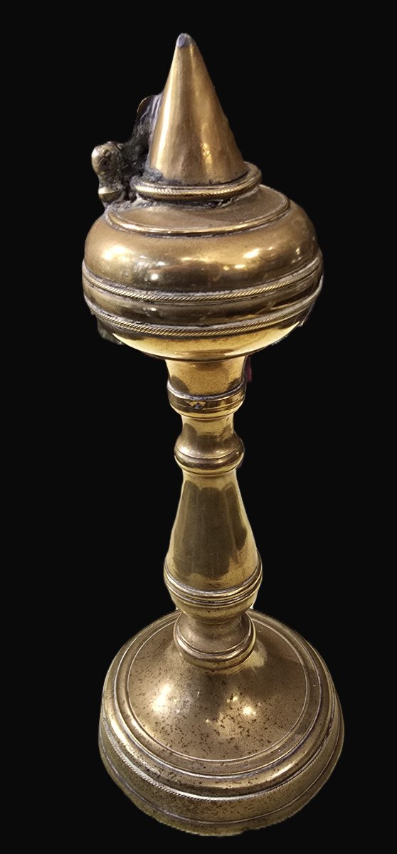 ancienne lampe à huile en  laiton, Italie vers 1880  