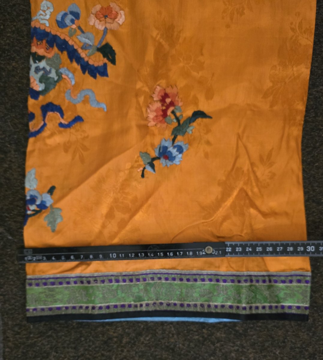 Traditional Chinese Silk Embroidered Clothing Sets, Early 20th Century-photo-8