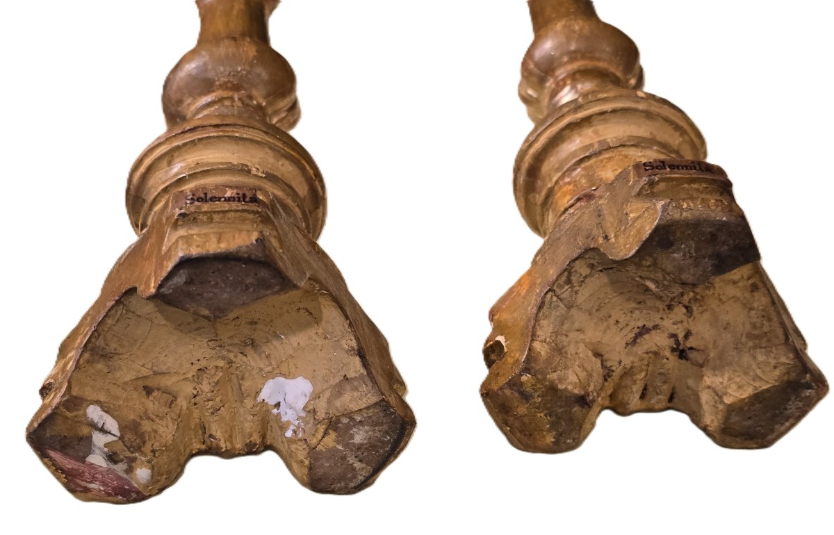 ancienne paire de chandeliers en bois sculpté et doré, Italie XIX ème siècle-photo-1