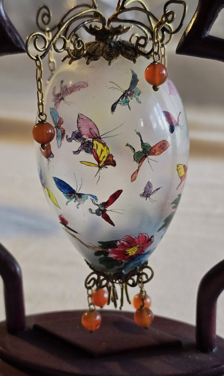 Painted Egg Suspended In A Carved Wooden Holder, China, 20th Century-photo-4