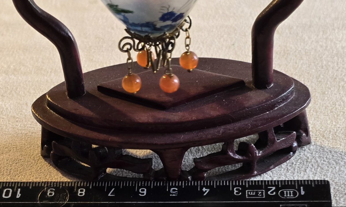 Painted Egg Suspended In A Carved Wooden Holder, China, 20th Century-photo-4