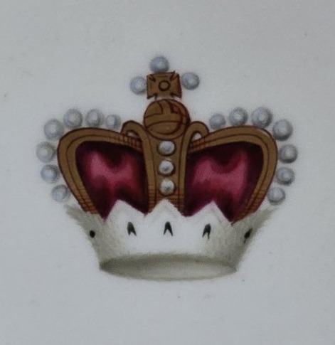 Ancienne assiette en porcelaine anglaise Daniel, Stoke‑upon‑Trent avec couronne royale-photo-3