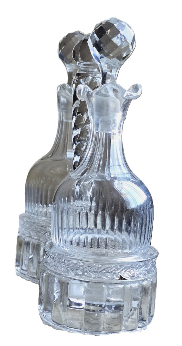 Ancien huilier‑vinaigrier en cristal moulé, attribué à Baccarat – XIXᵉ siècle-photo-3
