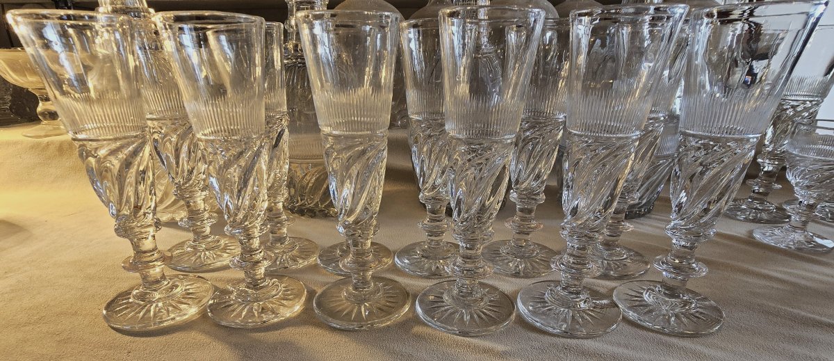 Set Of 12 Crystal Flutes, “ss” Model, Baccarat Or Saint-louis, Restoration Period-photo-3
