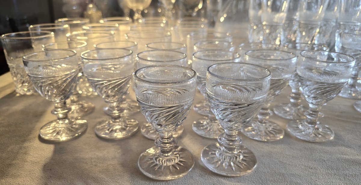 Set Of 12 Crystal Glasses, Known As The “ss” Model By Baccarat Or Saint-louis, From The Restoration Period-photo-2