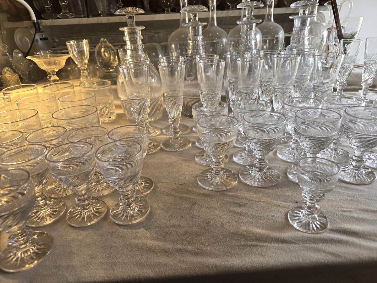 Set Of 12 Crystal Glasses, Known As The “ss” Model By Baccarat Or Saint-louis, From The Restoration Period-photo-1