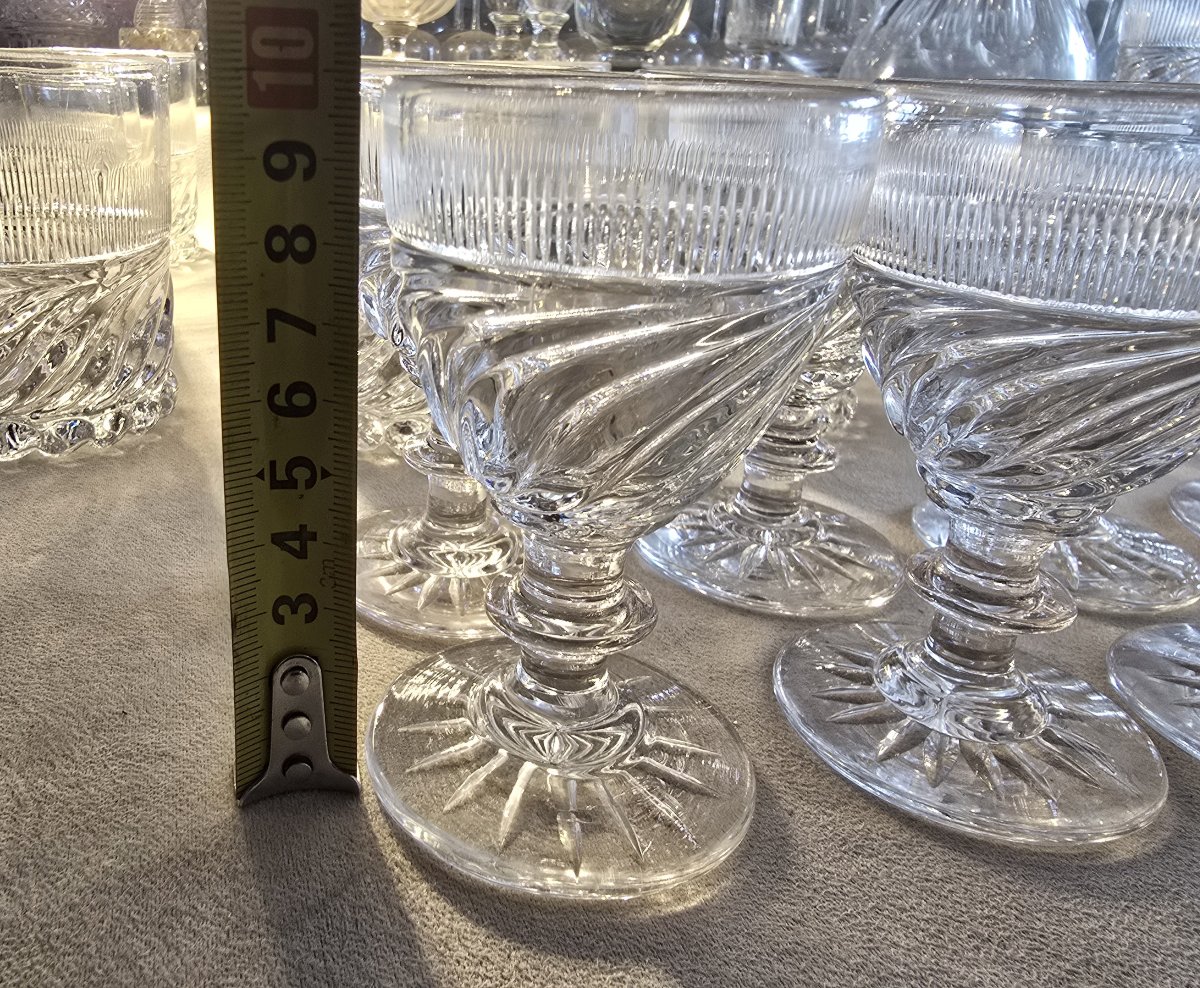 Set Of 12 Crystal Glasses, Known As The “ss” Model By Baccarat Or Saint-louis, From The Restoration Period-photo-2