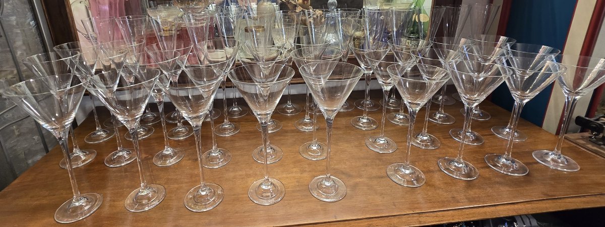 Service de verres en cristal – 38  pièces, ligne épurée, vers 1980