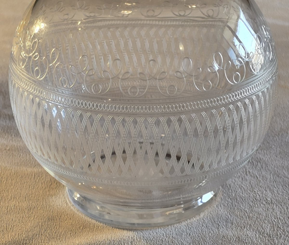 Ancienne carafe à liqueur en cristal gravé – vers 1920–1940-photo-1
