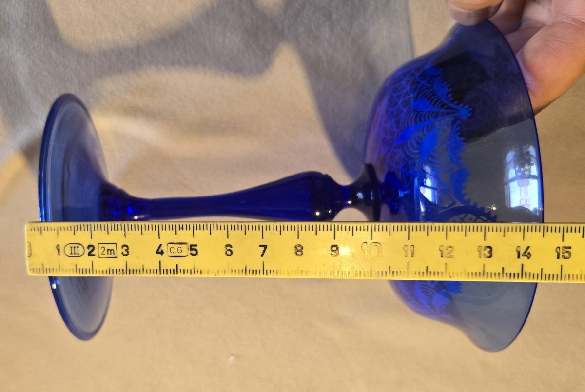 Ensemble calice et soucoupe anciens en verre bleu cobalt soufflé et émaillé-photo-7