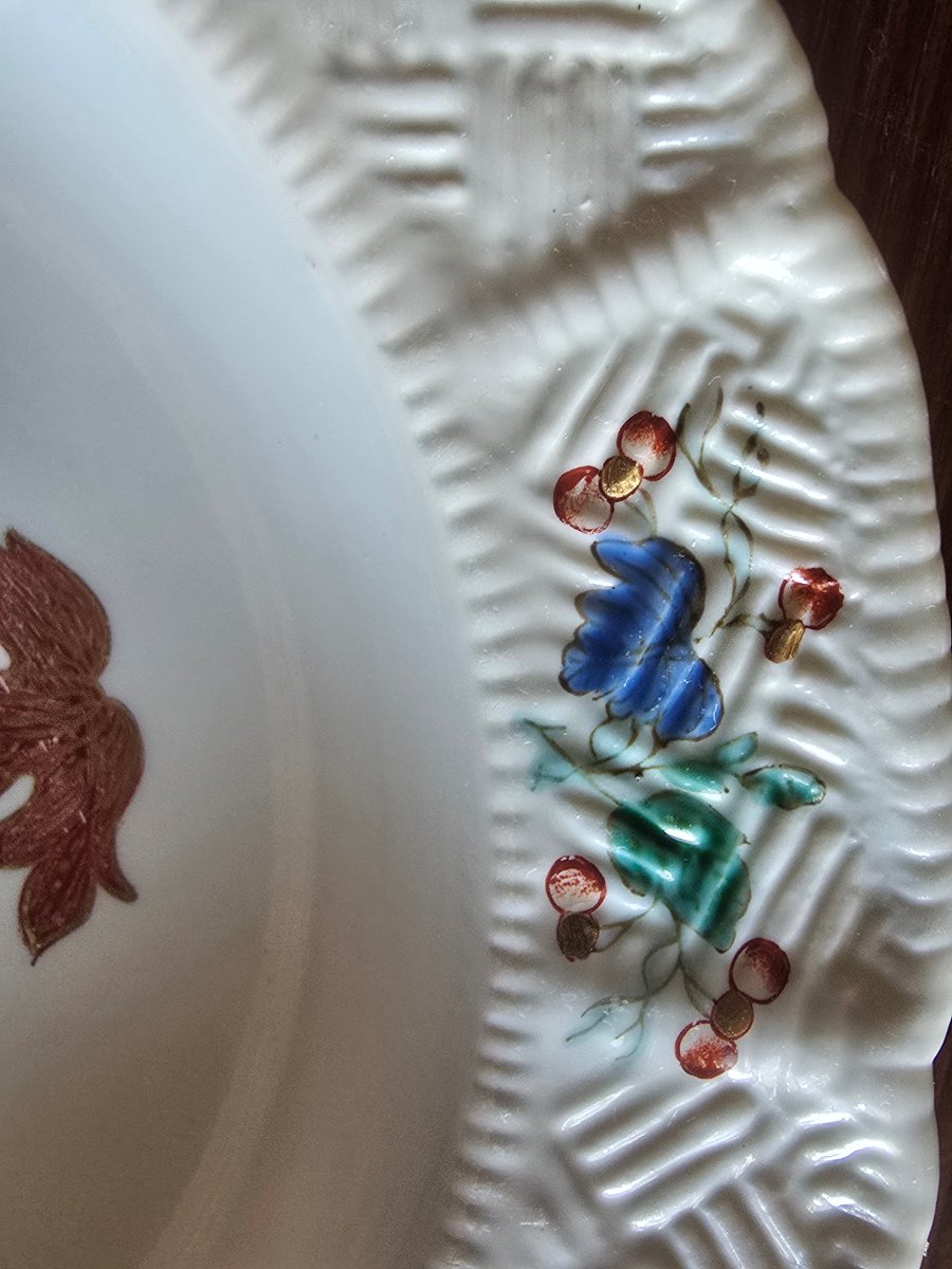 Assiette en porcelaine Ginori Doccia XVIII eme siecle-photo-1