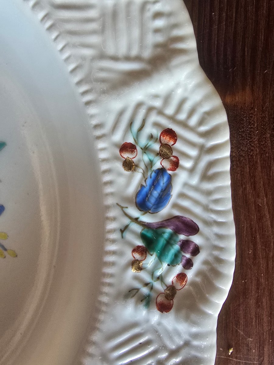 Assiette en porcelaine Ginori Doccia XVIII eme siecle-photo-2