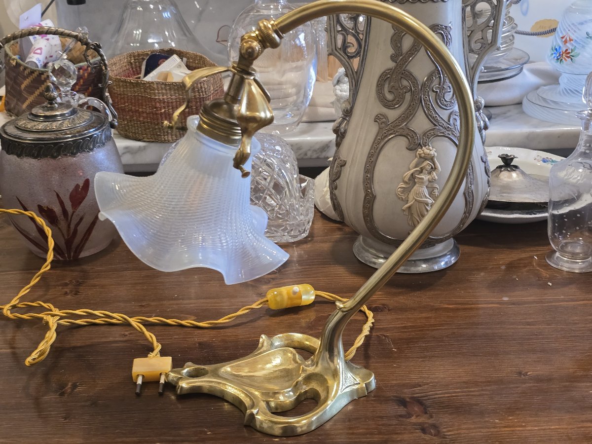Art Nouveau Table Lamp With A Brass Arm And An Opaline Glass Shade-photo-2