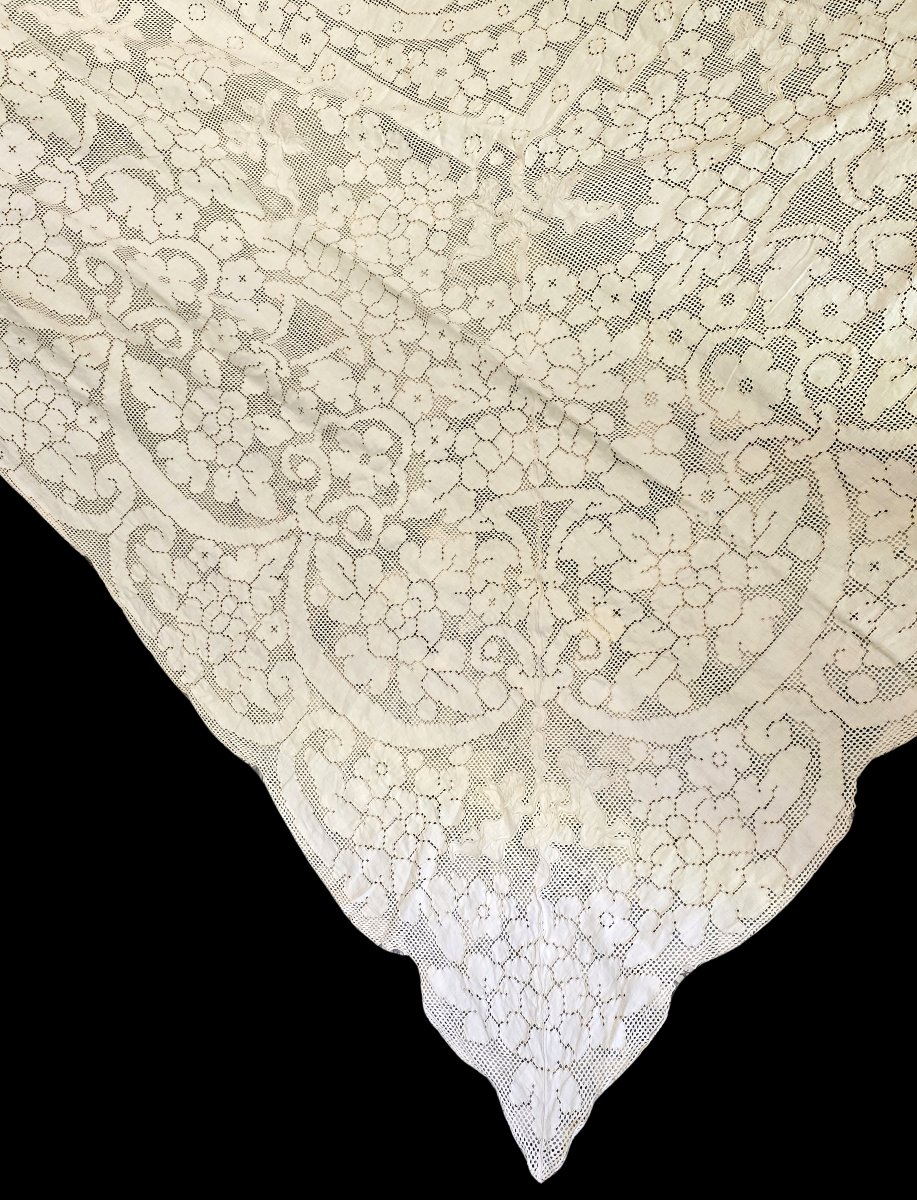 Antique Bedspread Hand-embroidered In The Sicilian "sfilato" Style, Mid-20th Century-photo-1