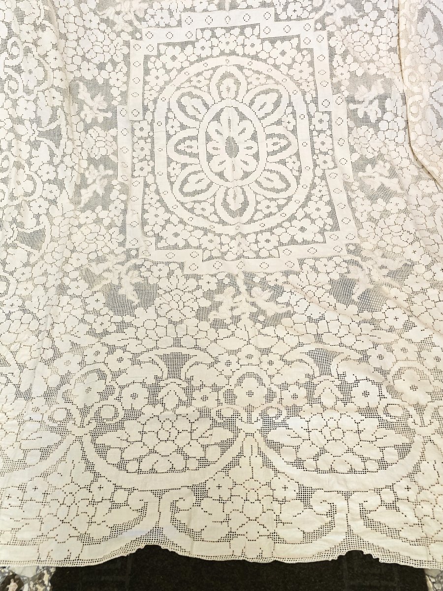 Antique Bedspread Hand-embroidered In The Sicilian "sfilato" Style, Mid-20th Century-photo-5