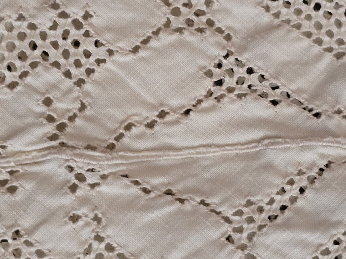 Antique Bedspread Hand-embroidered In The Sicilian "sfilato" Style, Mid-20th Century-photo-7