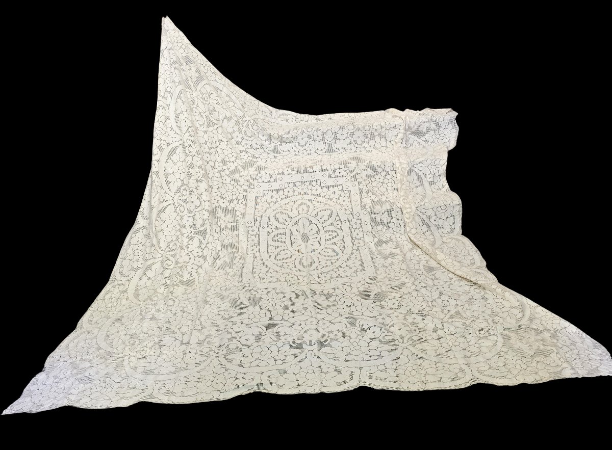 Antique Bedspread Hand-embroidered In The Sicilian "sfilato" Style, Mid-20th Century