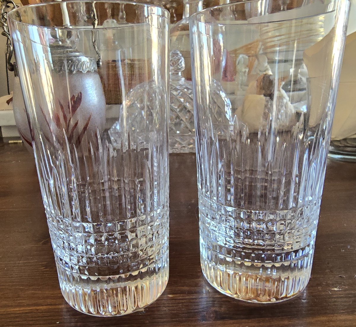 Paire de verres en cristal Baccarat , modèle Nancy, format haut pour long drink