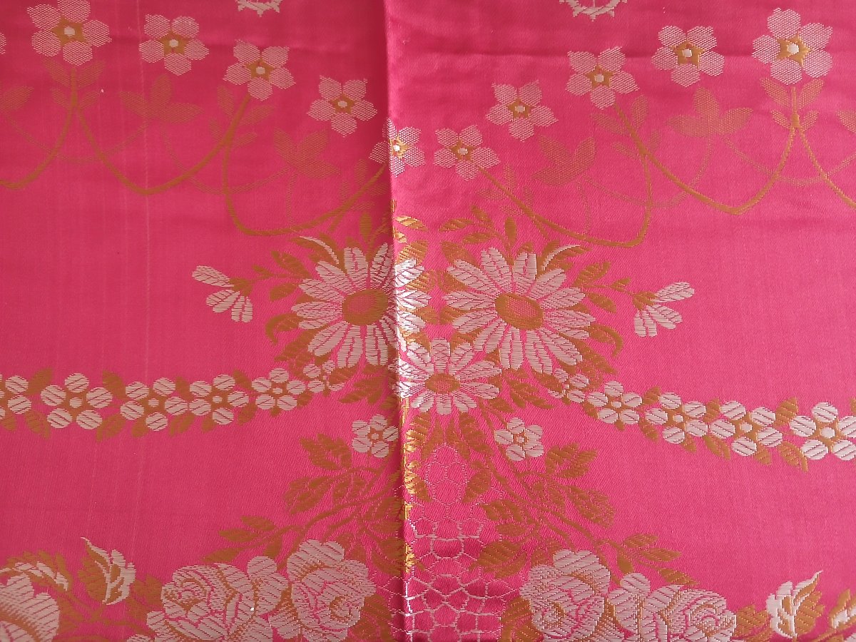 Antique Italian Bedspread Made Of Textured Silk, Early 20th Century-photo-4