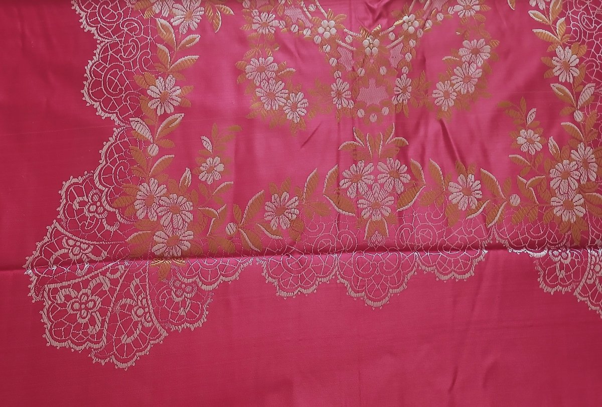 Antique Italian Bedspread Made Of Textured Silk, Early 20th Century-photo-1