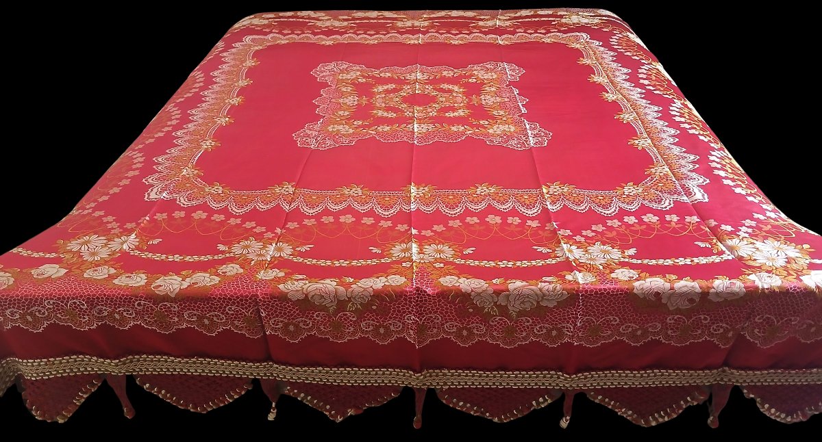 Antique Italian Bedspread Made Of Textured Silk, Early 20th Century