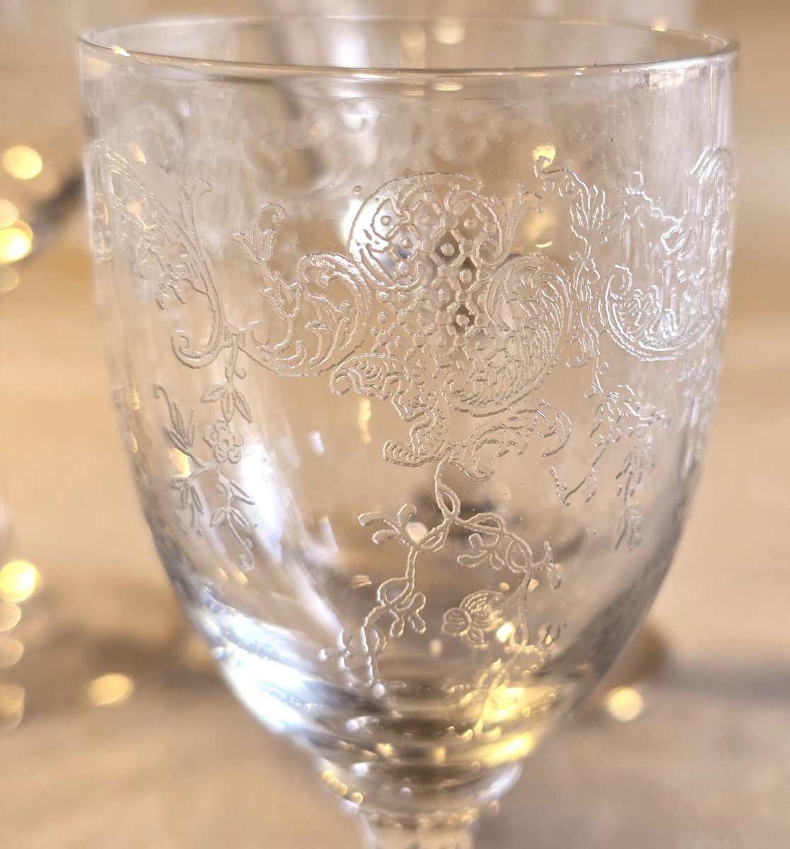  Six verres anciens cristal décor rocaille gravé attribués à Baccarat fin XIXᵉ / début XX-photo-1