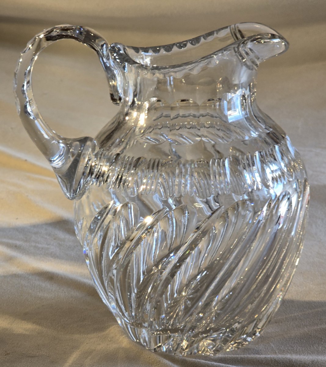 Broc  ancien en cristal épais taillé– Italie, vers 1950-photo-4