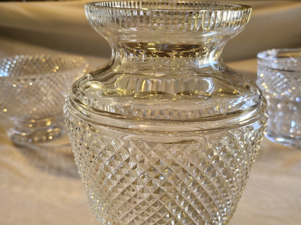 Ancien Vase en cristal taillé à décor de pointes de diamant-photo-3