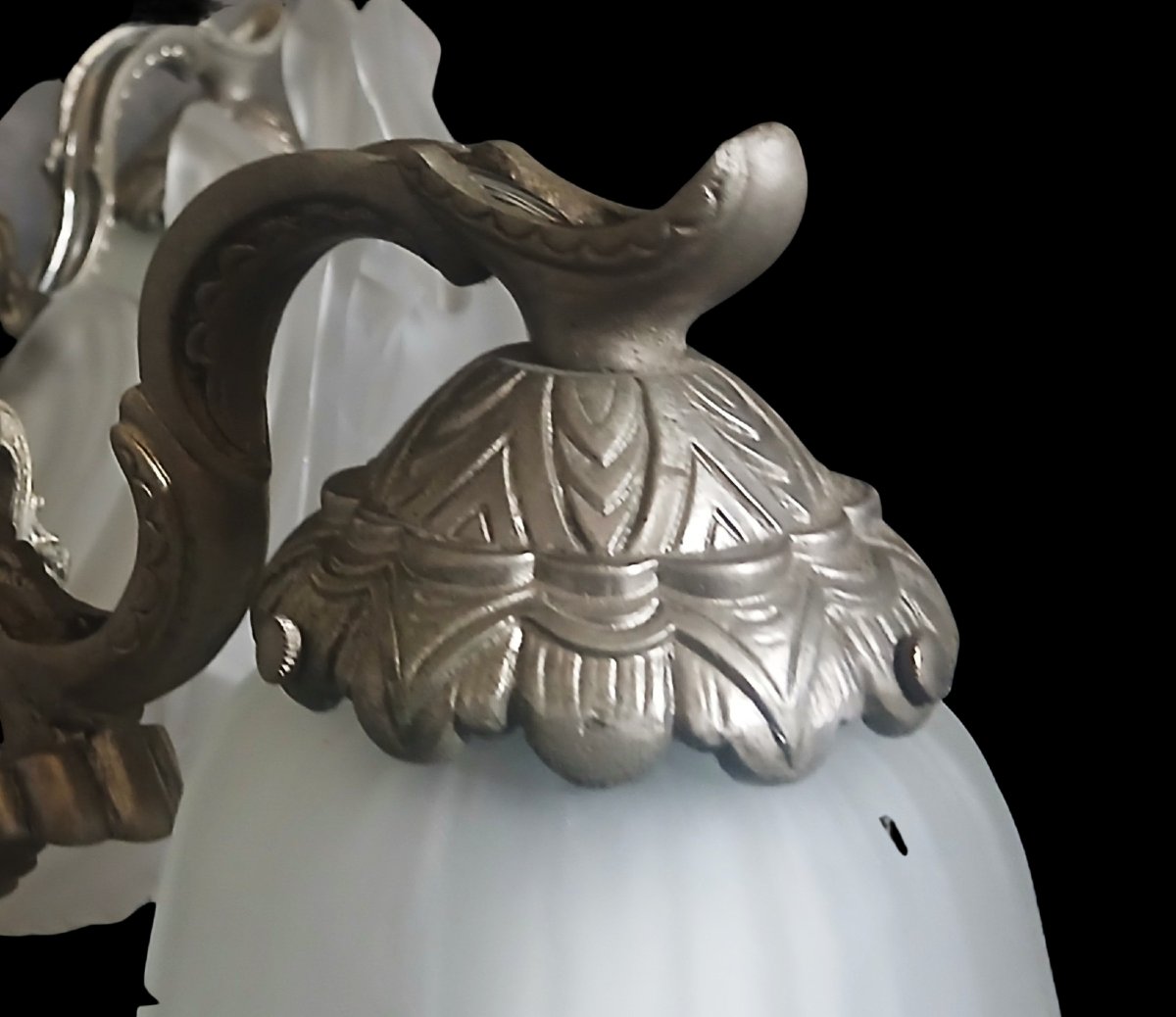 lustre Art Déco 9 lumières en bronze et verre moulé, France 1925-1930,  restauré-photo-4