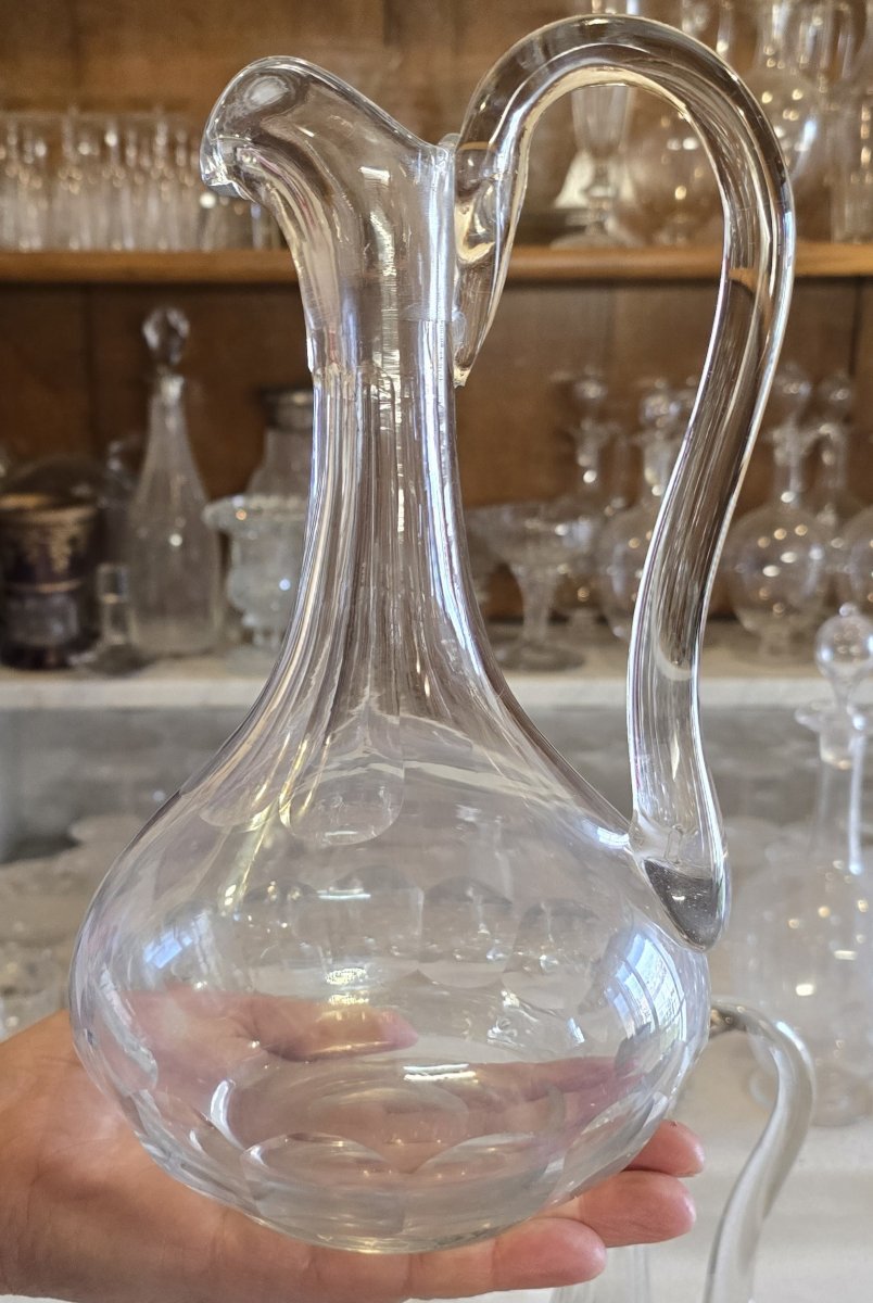 Ensemble  de trois brocs aiguières anciennes en verre soufflé et taillé-photo-3