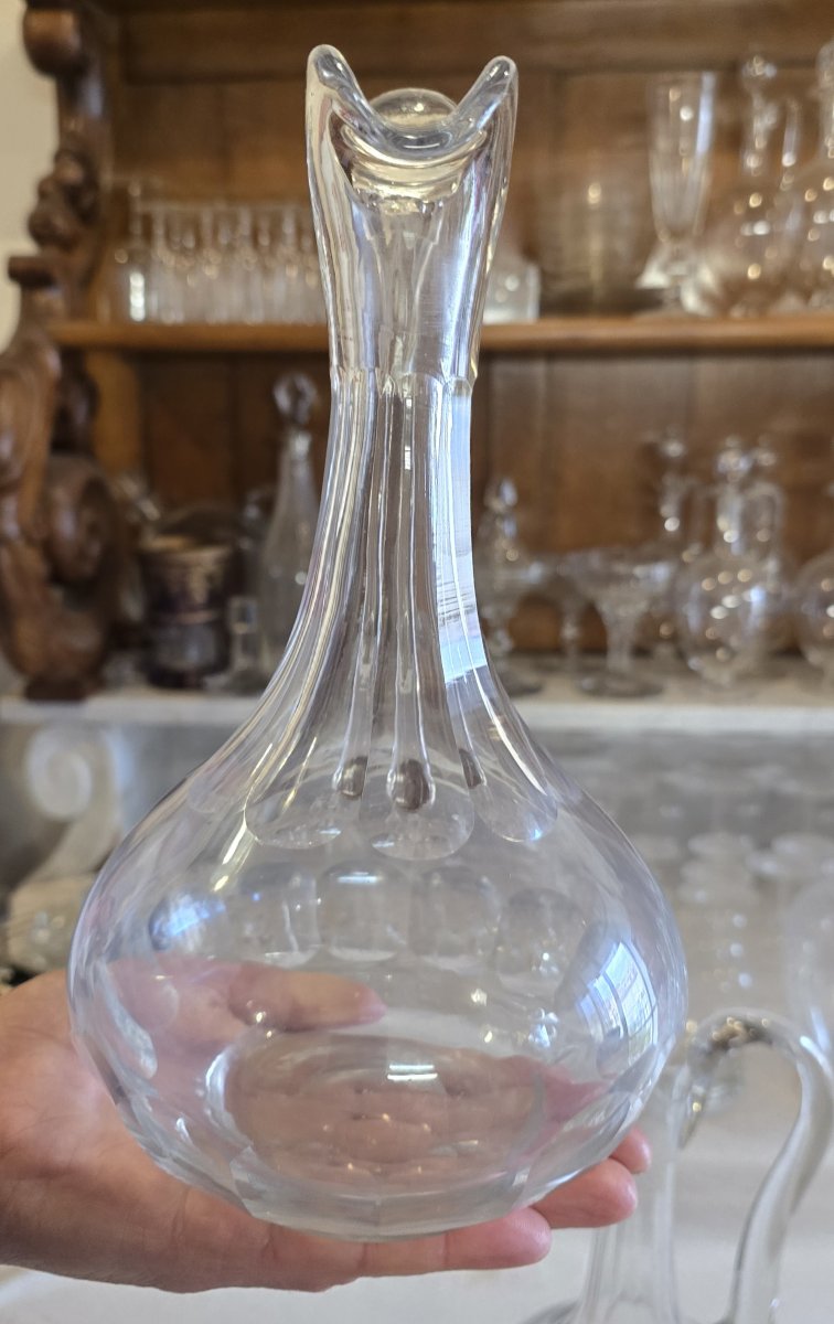Ensemble  de trois brocs aiguières anciennes en verre soufflé et taillé-photo-4