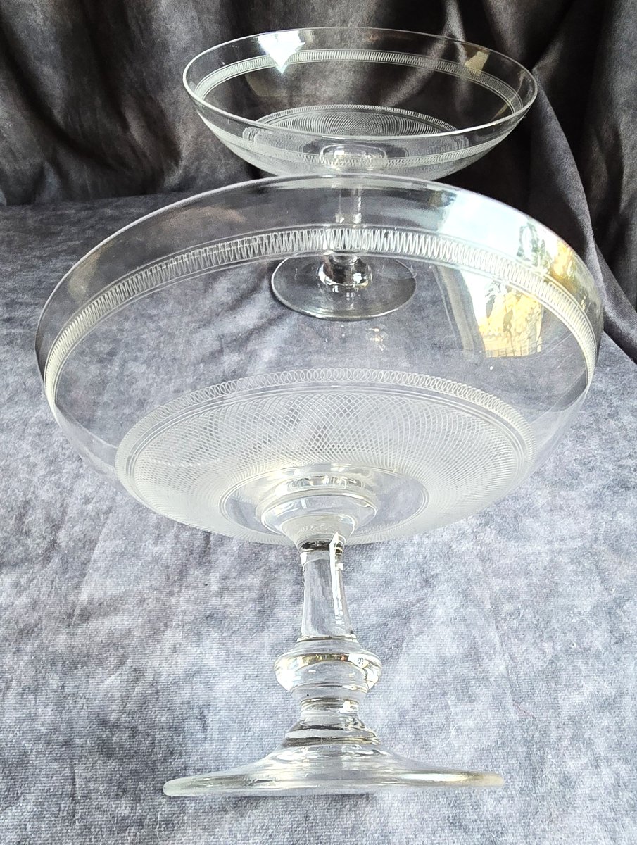 Paire de coupes sur piédouche anciennes en cristal léger gravé-photo-3