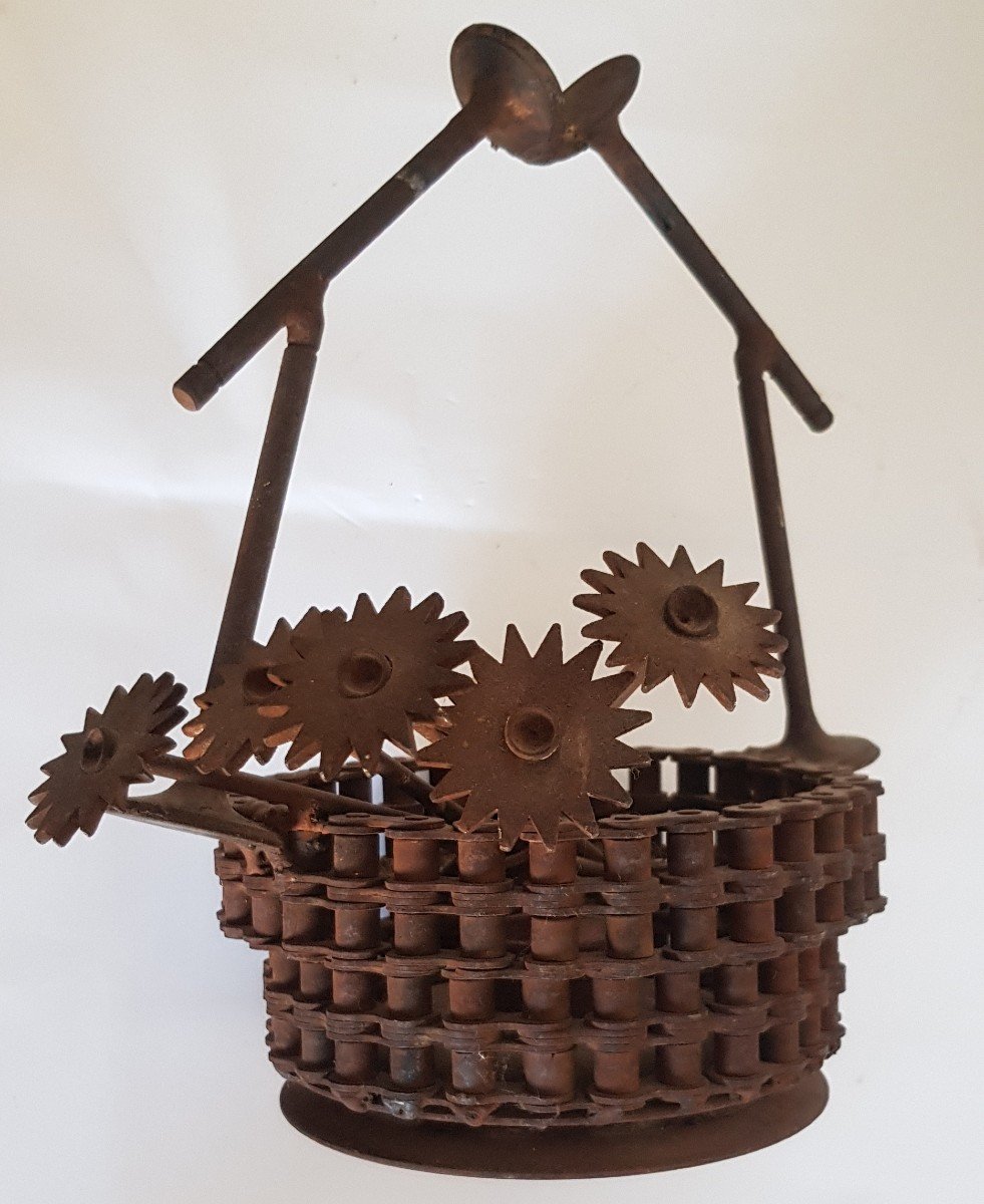 Art Brut Sculpture Basket Flowers In Iron