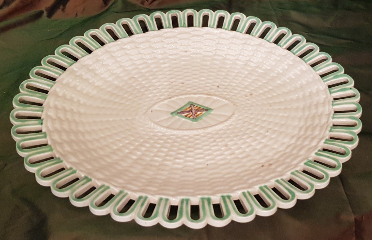  Ancienne Assiette Anglaise Faience Ajourée  Neale & Co Ovale 29x24 Cm