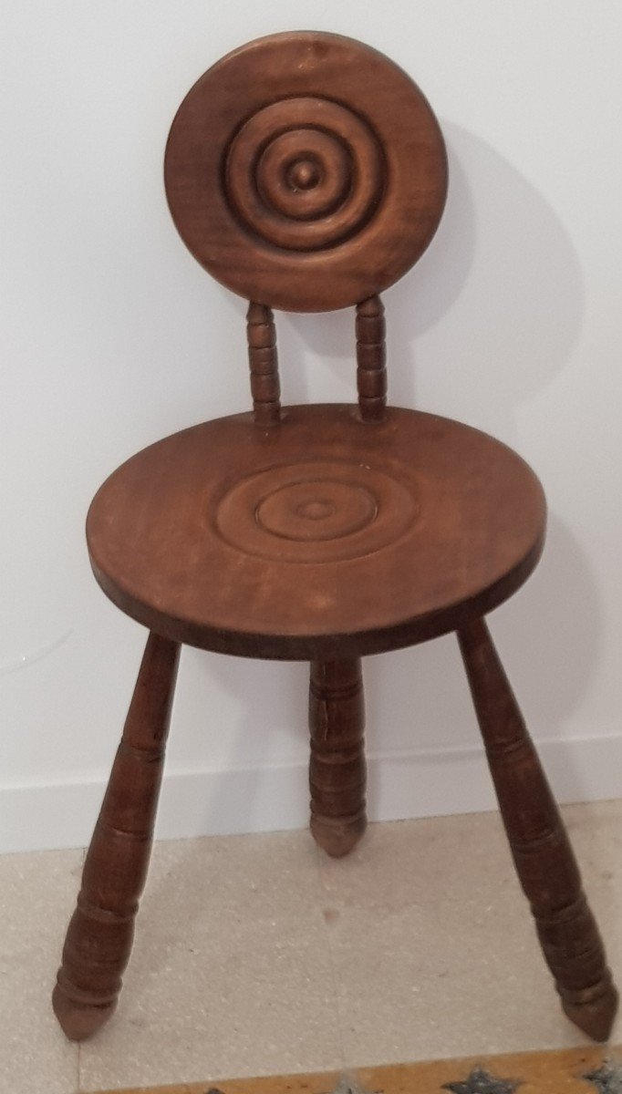 Tabouret tripode en chêne français sculpté dans le style de Charles Dudouyt-photo-8