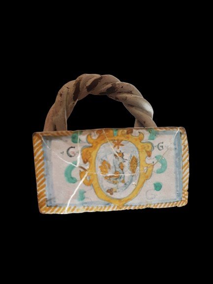 High Period Earthenware Basket Dated 1589 Polychrome Decor Heraldic Coat Of Arms 24x12x14 Cm-photo-2