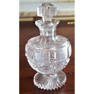 Bouteille Flacon De Parfum XIXs En Cristal De Bohème Taillé H 13 Cm