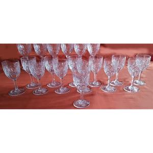 Lot 13 Crystal Glasses St. Louis Model Gavarni