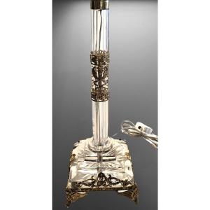  ancien pied de lampe en cristal et ornements en  metal doré 